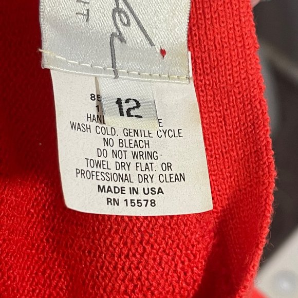 Vintage Schrader Knits Size 12 Red Sweater Dress Gold Buttons - Picture 7 of 8